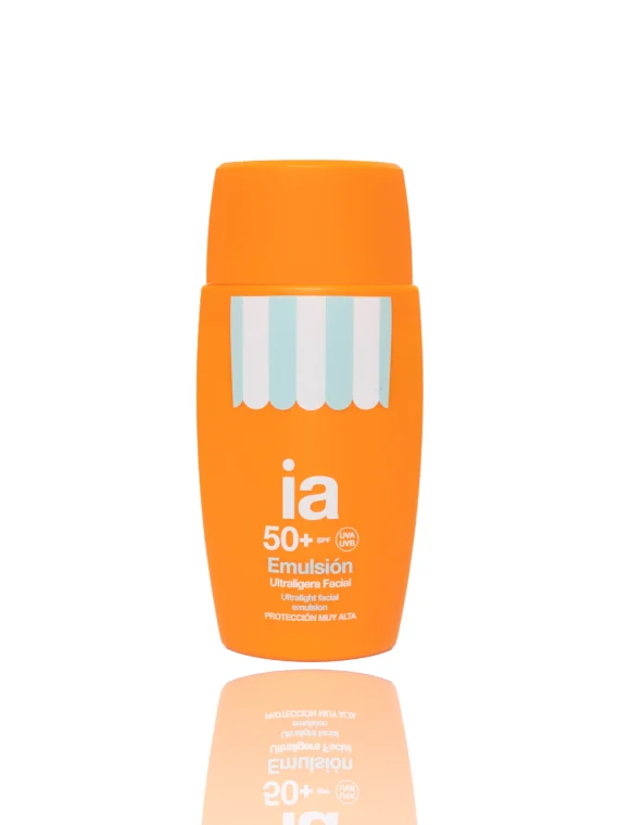 Emulsión ultraligera facial SPF50